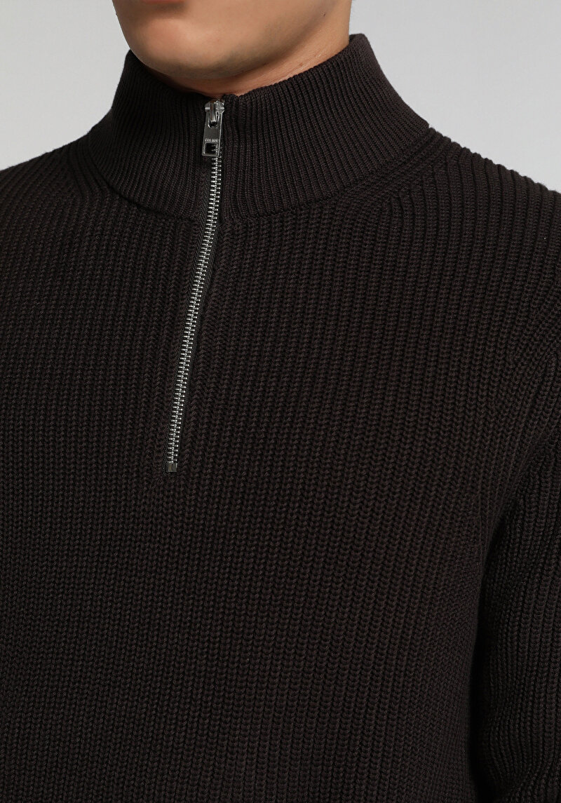 Regular Fit High Neck Jakarlı Erkek Kahverengi Kazak