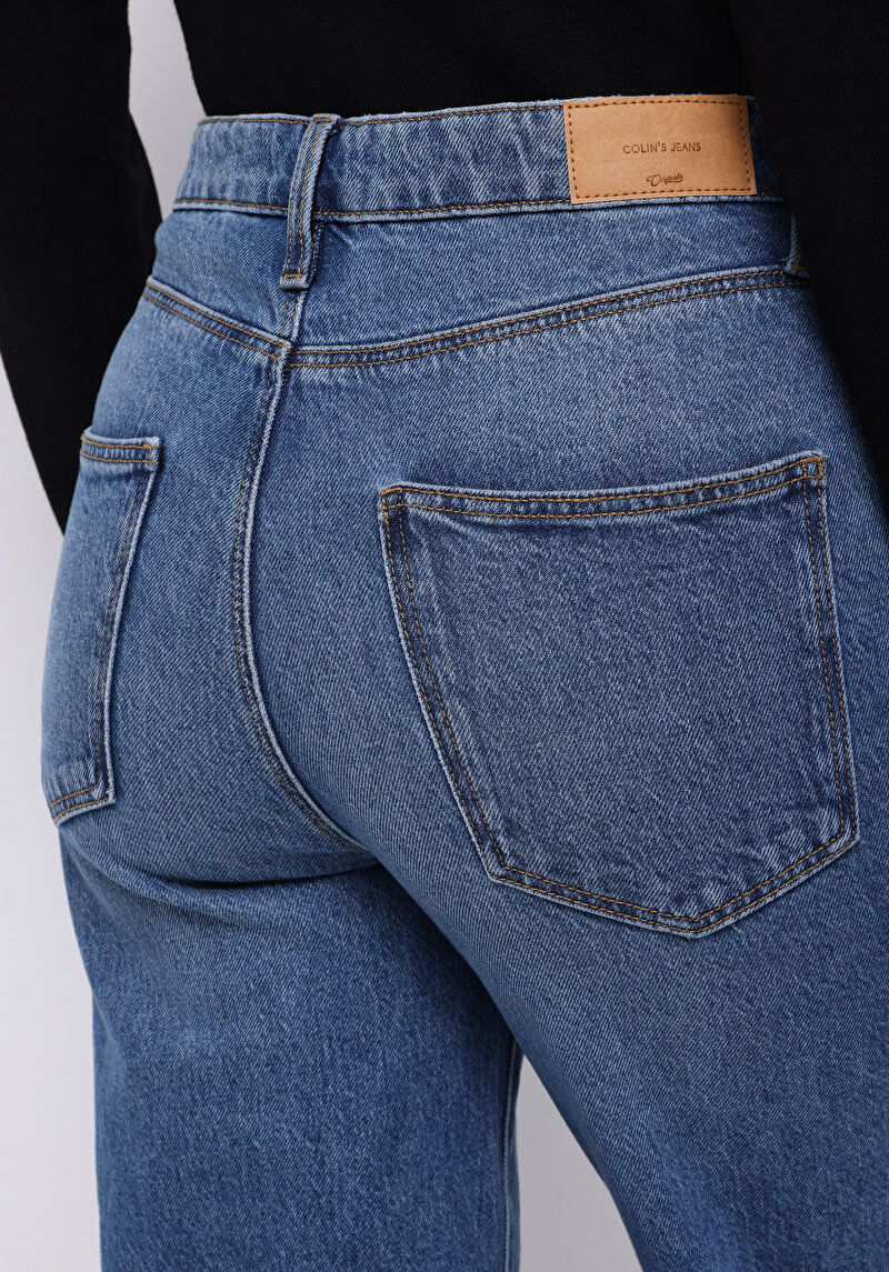 Straight Fit Yüksek Bel Düz Paça Kadın Siyah Jean Pantolon