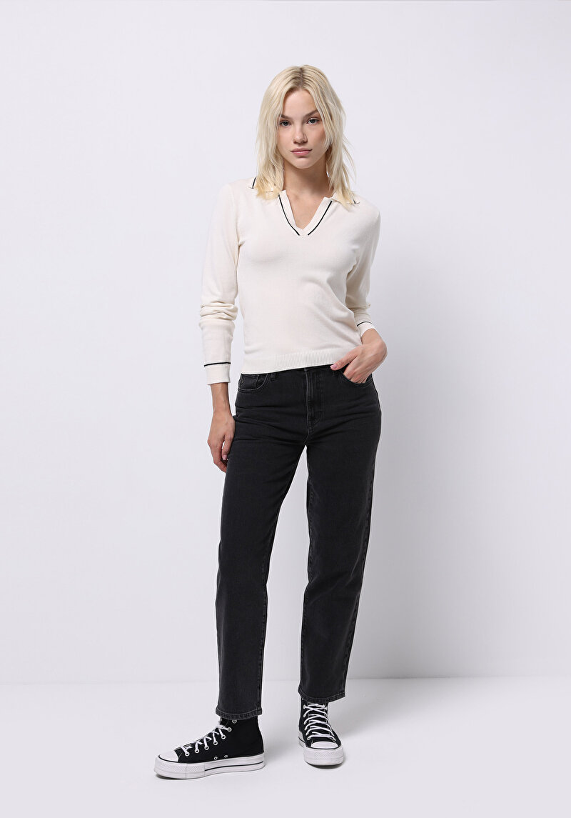 Straight Fit Yüksek Bel Düz Paça Kadın Siyah Jean Pantolon