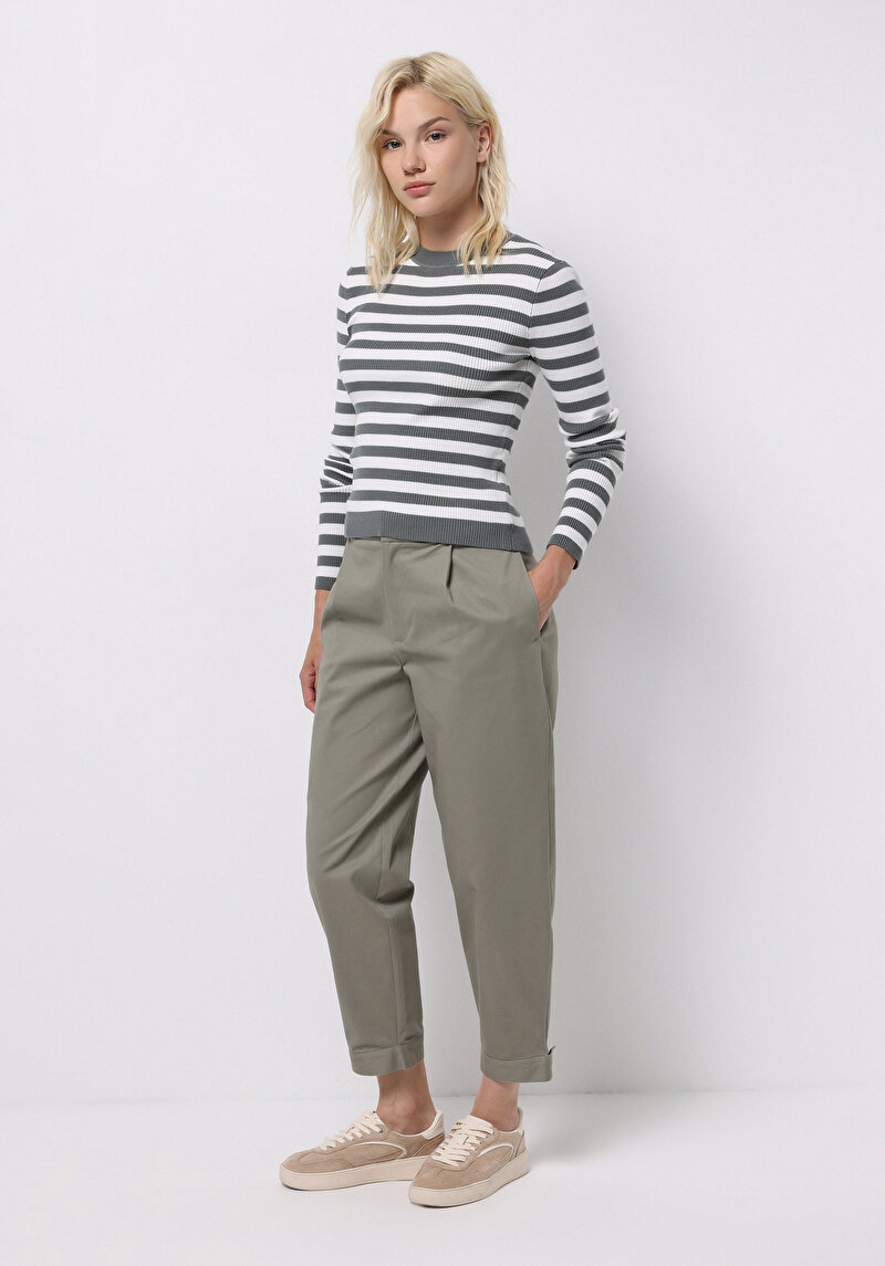 Slim Fit Yuvarlak Yaka Çizgili Kadın Yeşil Kazak