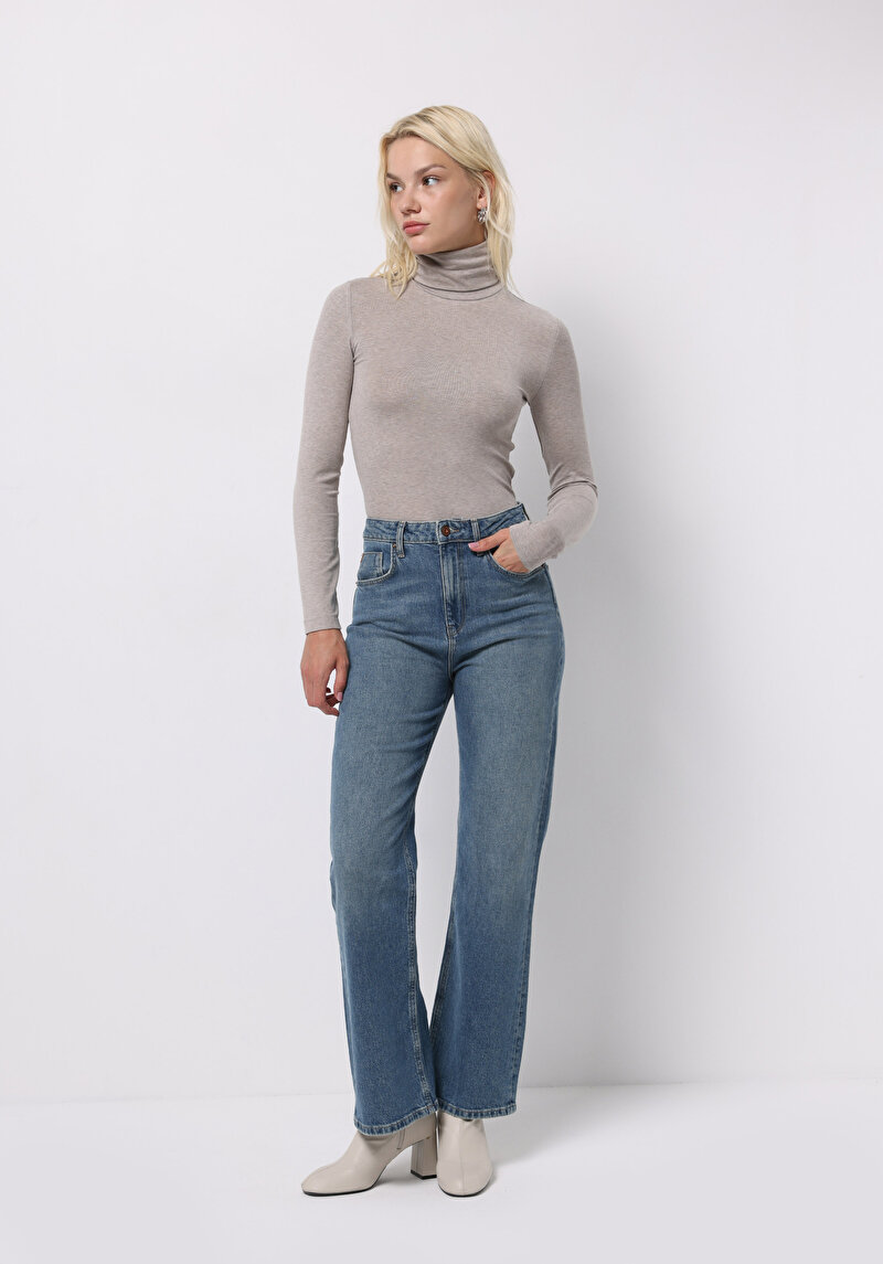 Slim Fit Balıkçı Yaka Düz Kadın Bej Uzun Kol Tişört