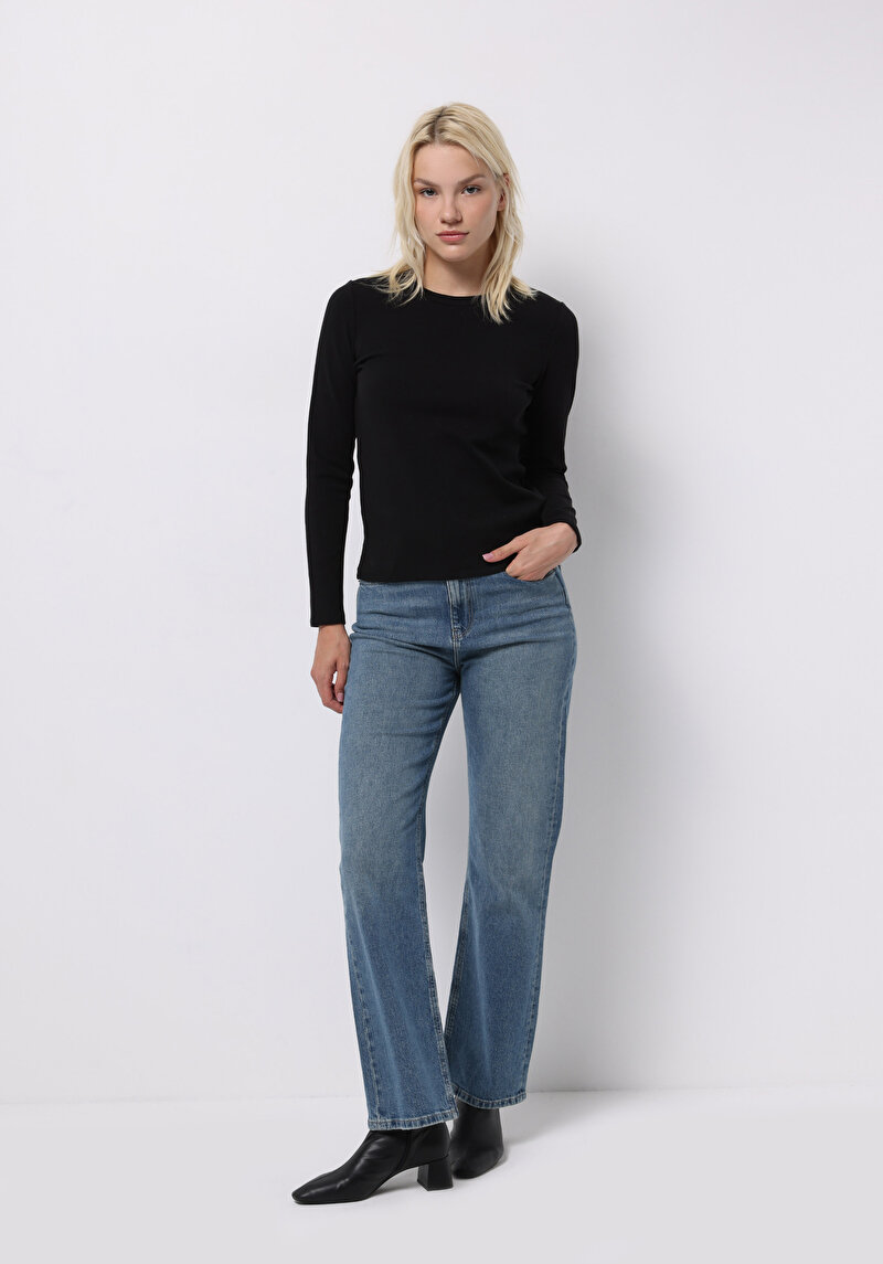 Slim Fit Yuvarlak Yaka Düz Kadın Siyah Uzun Kol Tişört