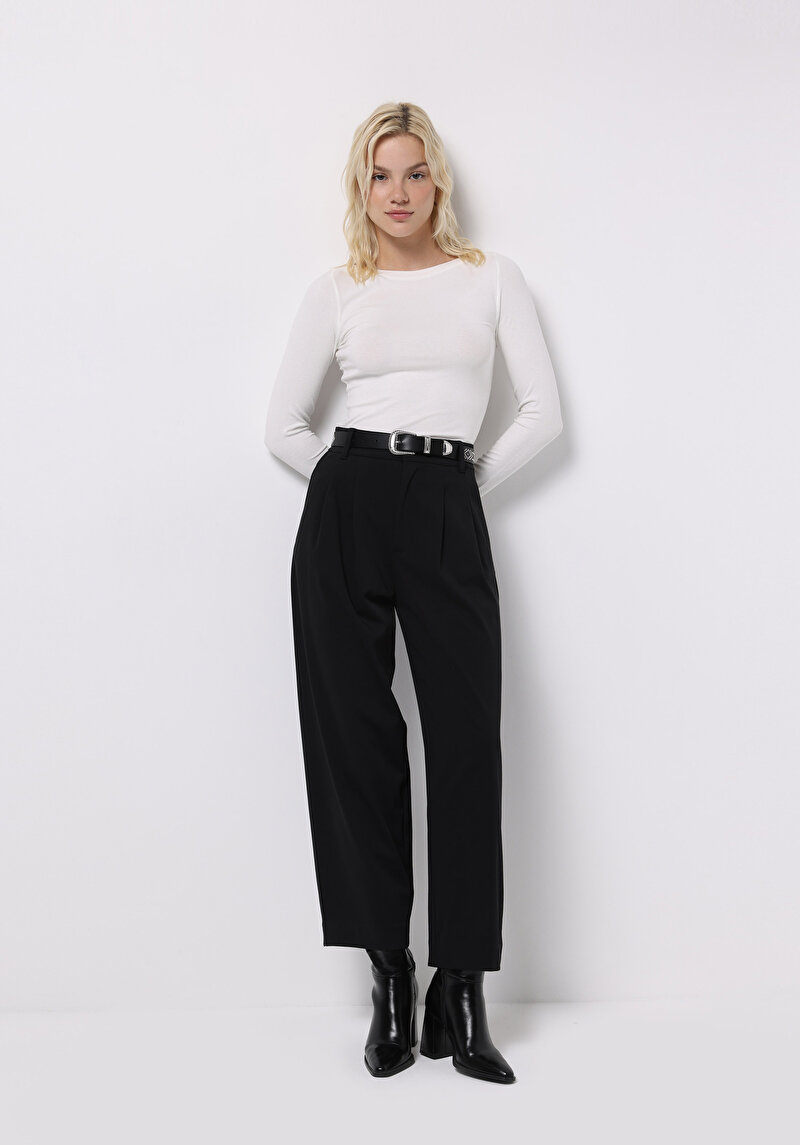 Regular Fit Yüksel Bel Düz Paça Kadın Siyah Pantolon