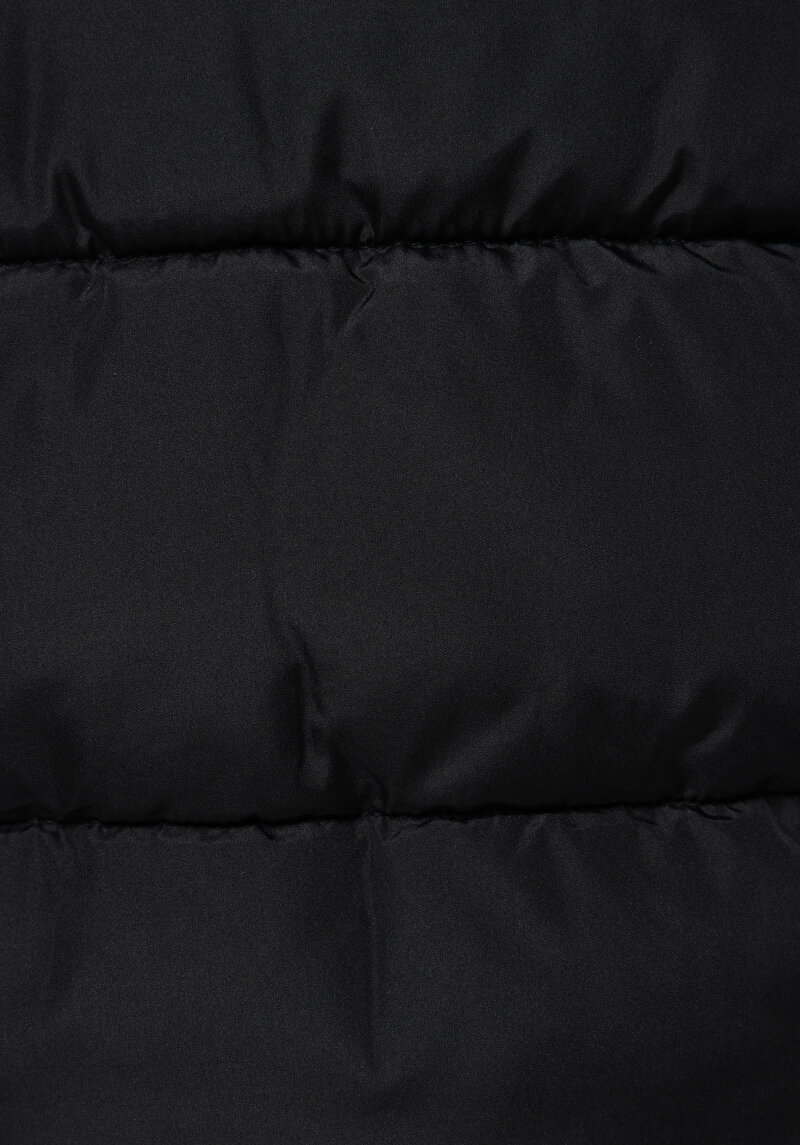 Regular Fit Kapüşonlu Fermuarlı Astarlı Suya Dayanıklı Kadın Siyah Yelek