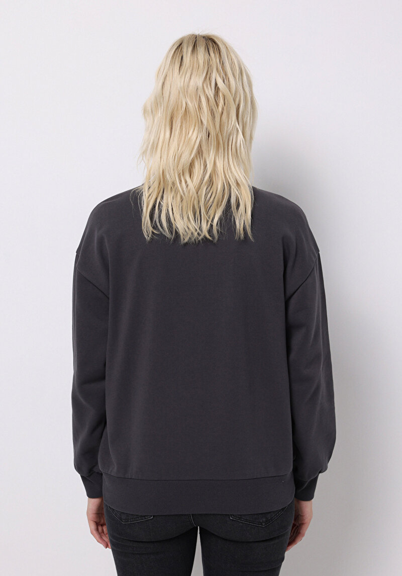 Regular Fit Yuvarlak Yaka Baskılı Kadın Antrasit Sweatshirt