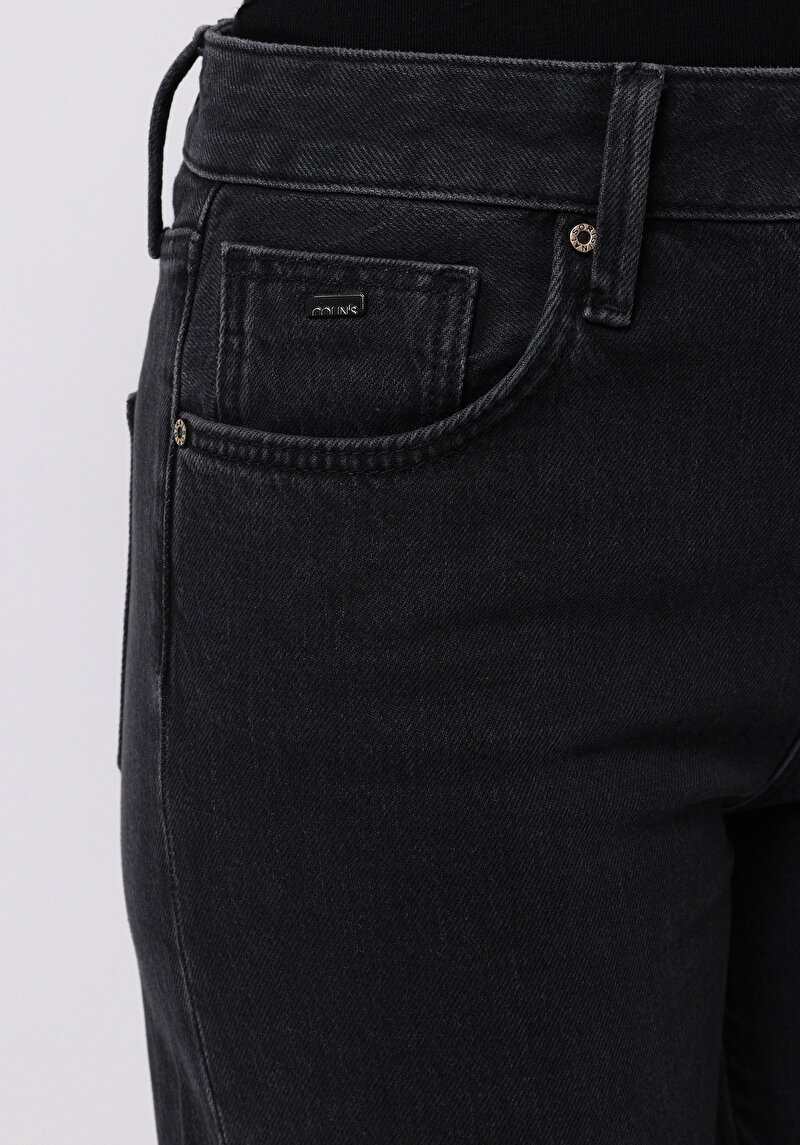 Regular Fit   Kadın Siyah Jean Pantolon