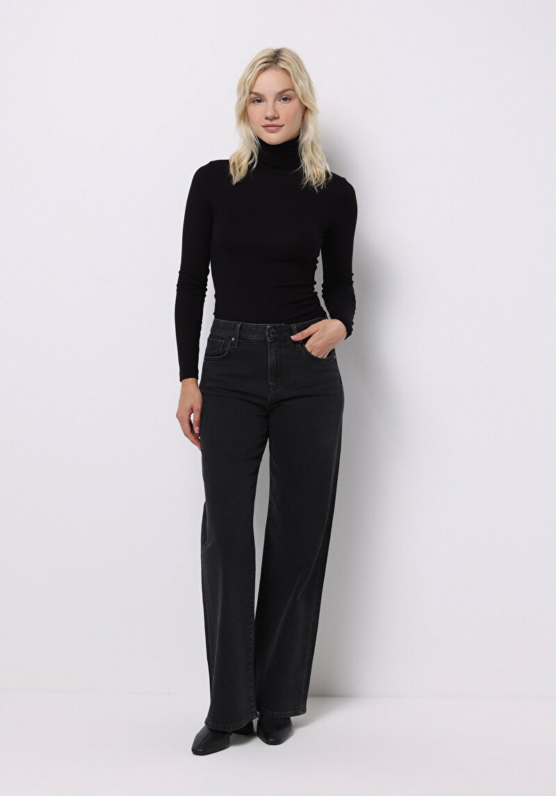 Slim Fit Balıkçı Yaka Düz Kadın Siyah Uzun Kol Tişört