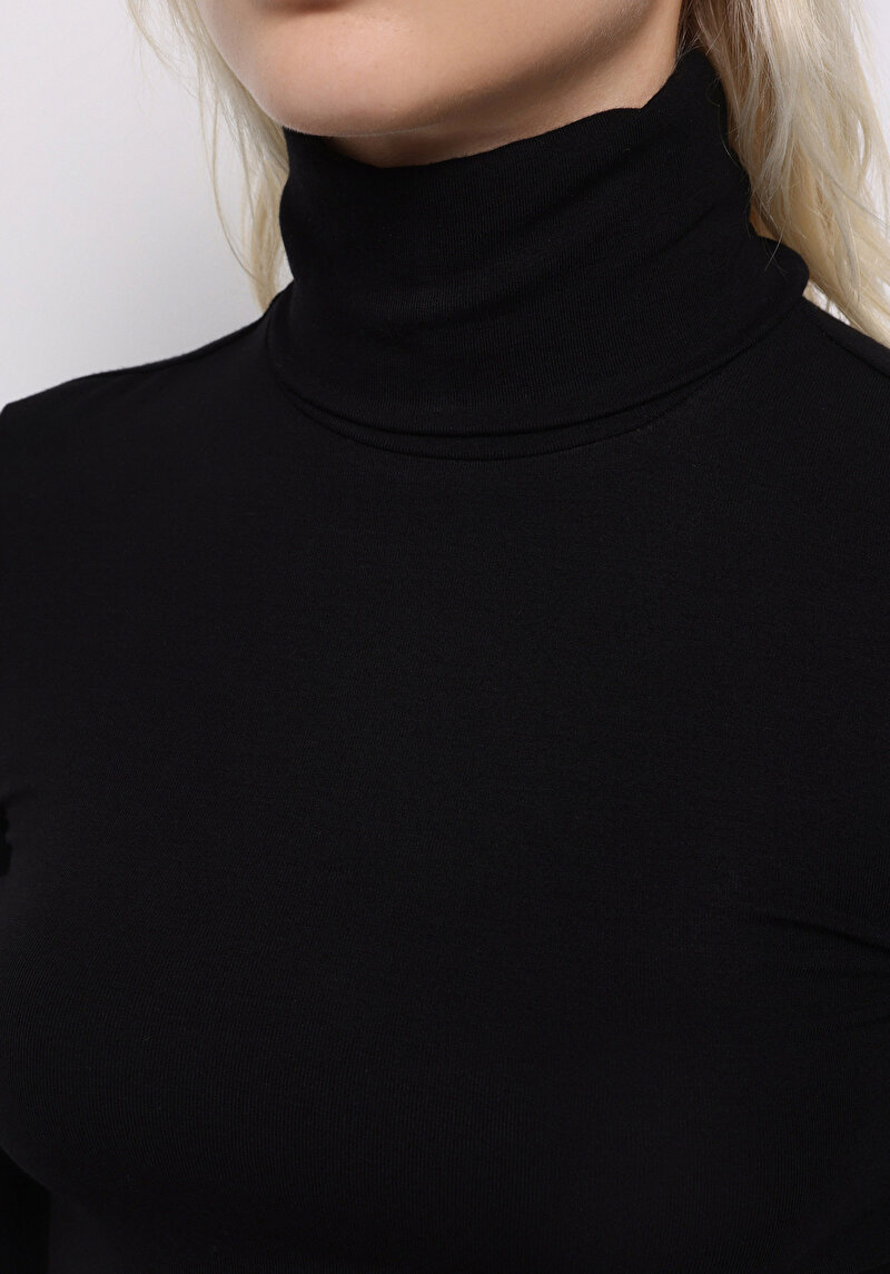Slim Fit Balıkçı Yaka Düz Kadın Siyah Uzun Kol Tişört