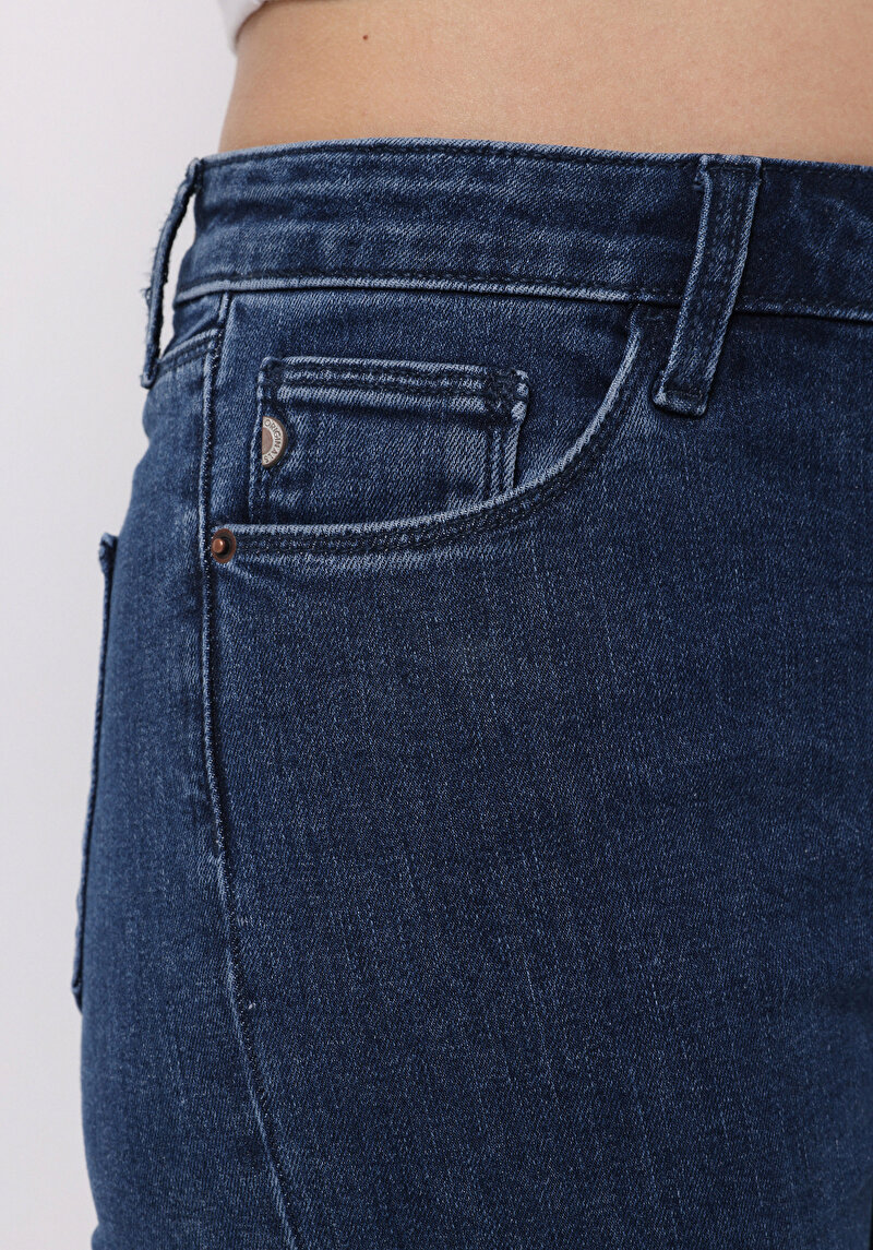 Regular Fit Orta Bel Bootcut Kadın Koyu İndigo Jean Pantolon