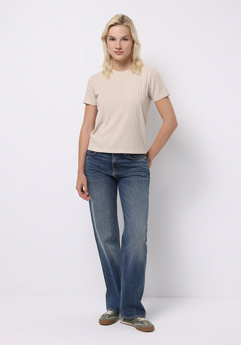 Regular Fit Yuvarlak Yaka Düz Kadın Bej Kısa Kol Tişört