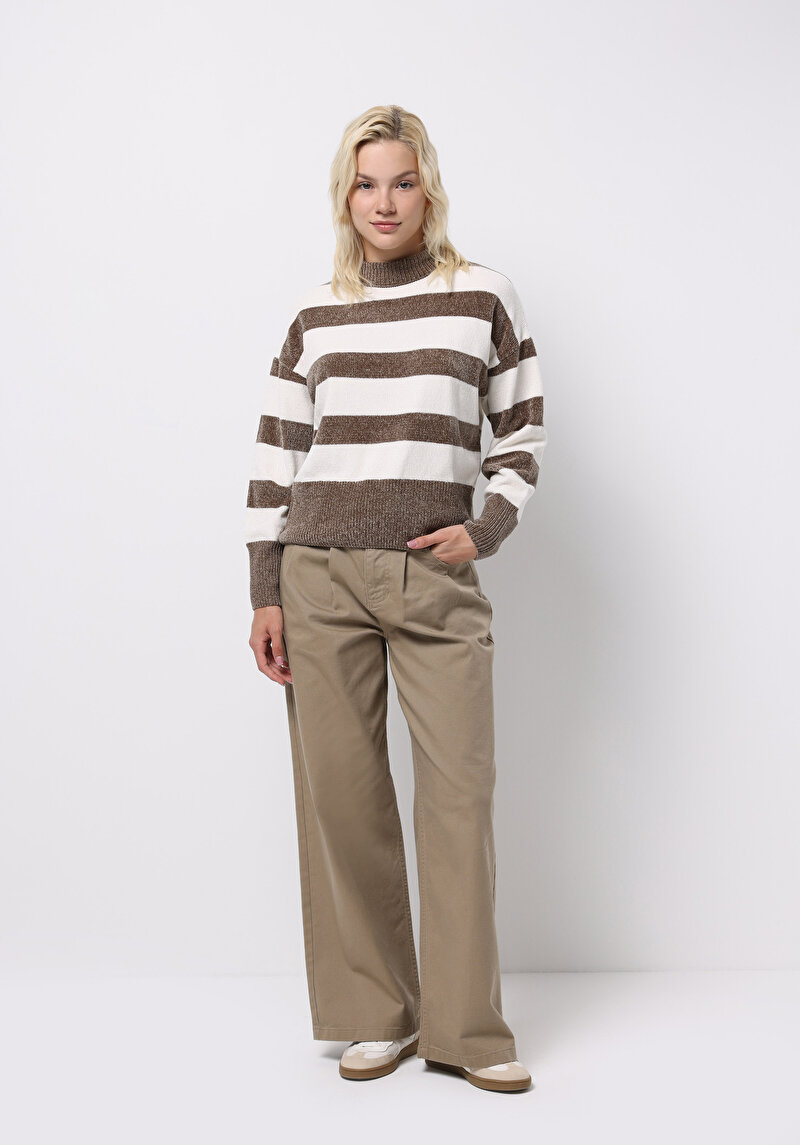 Regular Fit Yuvarlak Yaka Çizgili Kadın Kahverengi Kazak