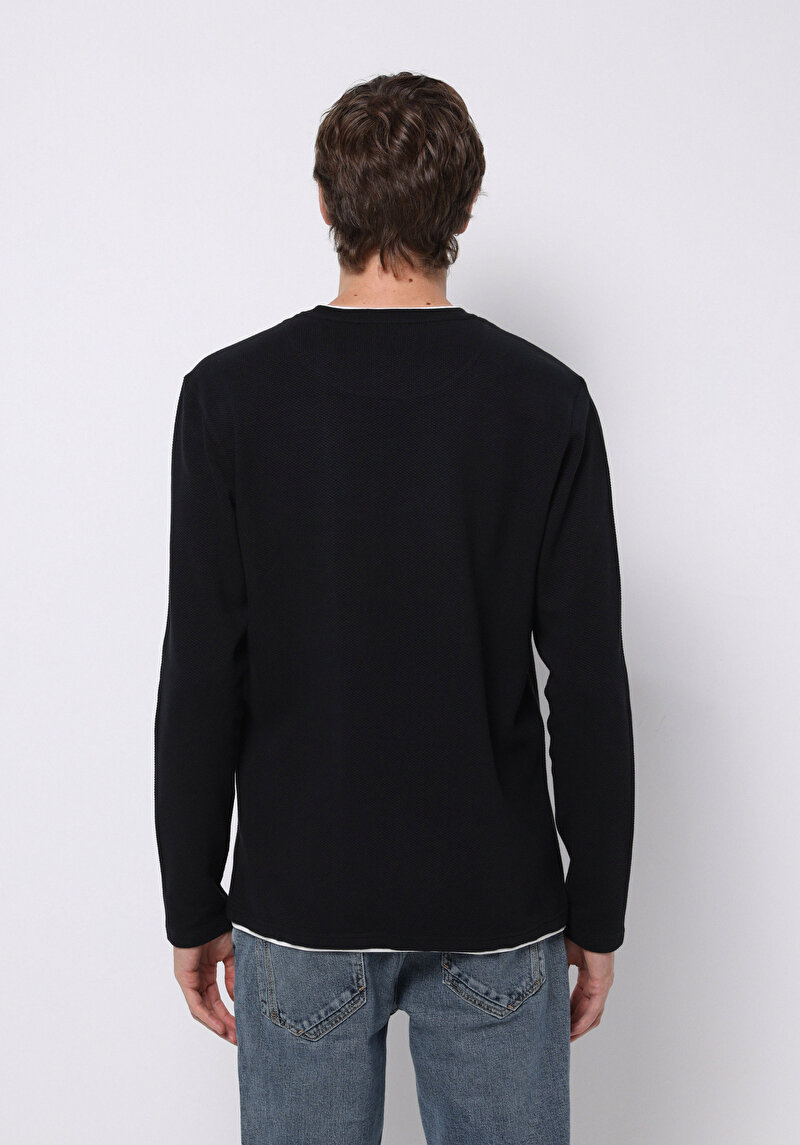 Regular Fit Yuvarlak Yaka Jakarlı Erkek Siyah Uzun Kol Tişört