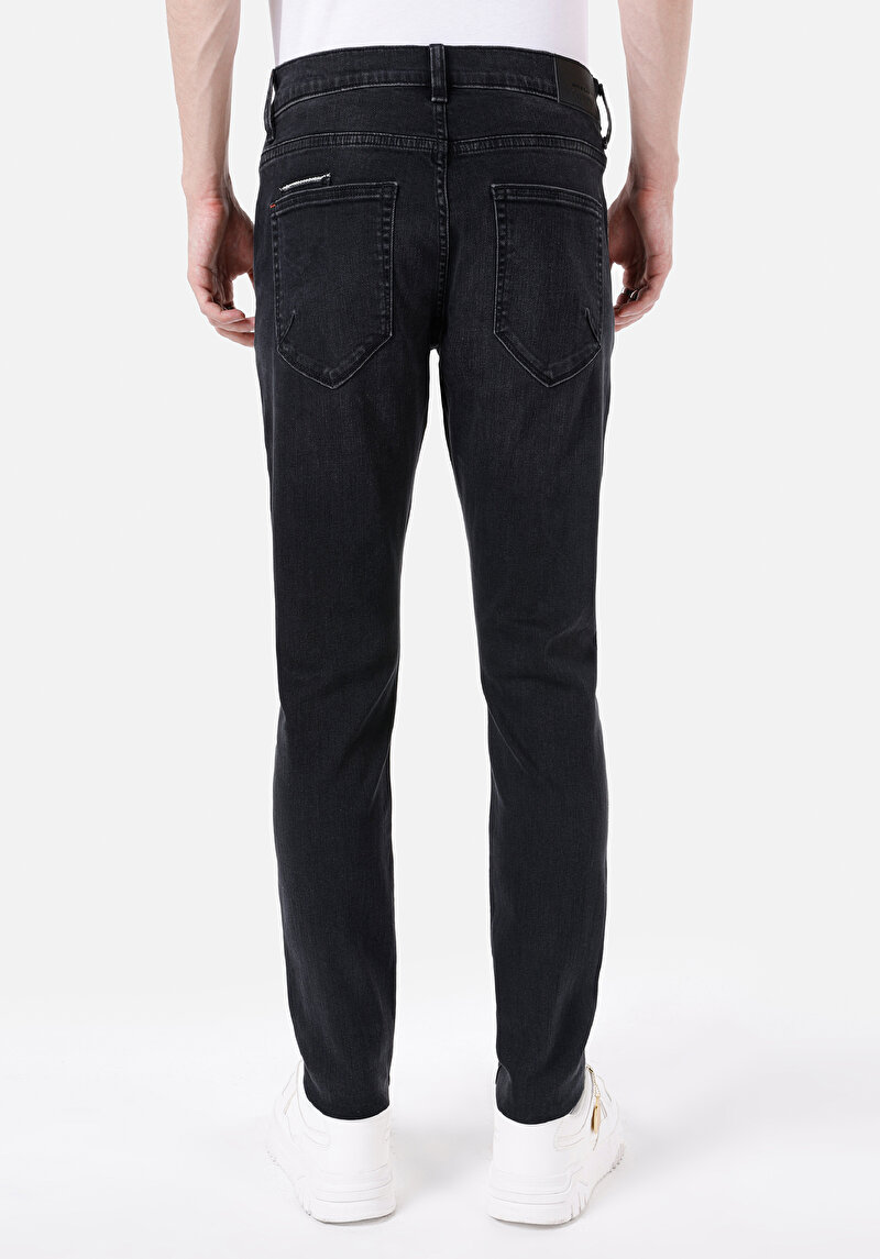 Skinny Fit Düşük Bel Dar Paça Erkek Siyah Jean Pantolon