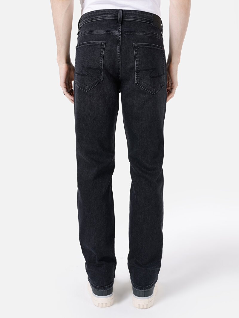 Regular Fit Orta Bel Düz Paça Erkek Siyah Jean Pantolon
