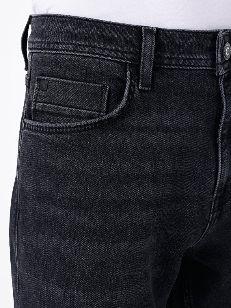 Regular Fit Orta Bel Düz Paça Erkek Siyah Jean Pantolon