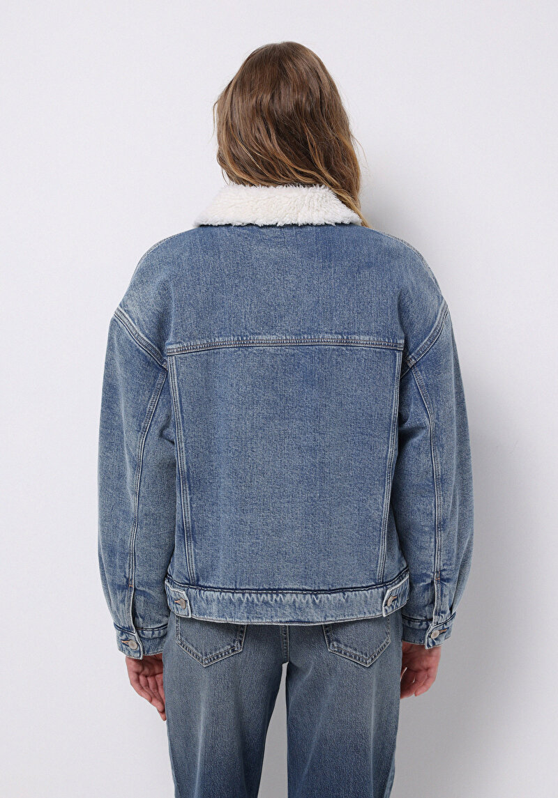 Oversize Fit Düğmeli Astarsız  Kadın Denim Ceket
