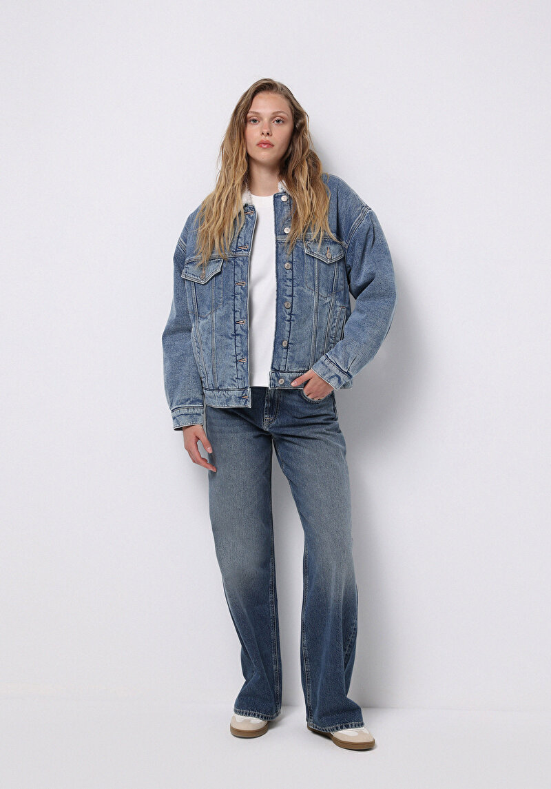 Oversize Fit Düğmeli Astarsız Kadın Denim Ceket