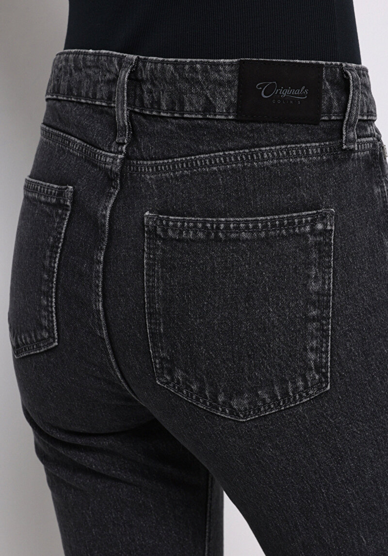 Regular Fit   Kadın Siyah Jean Pantolon