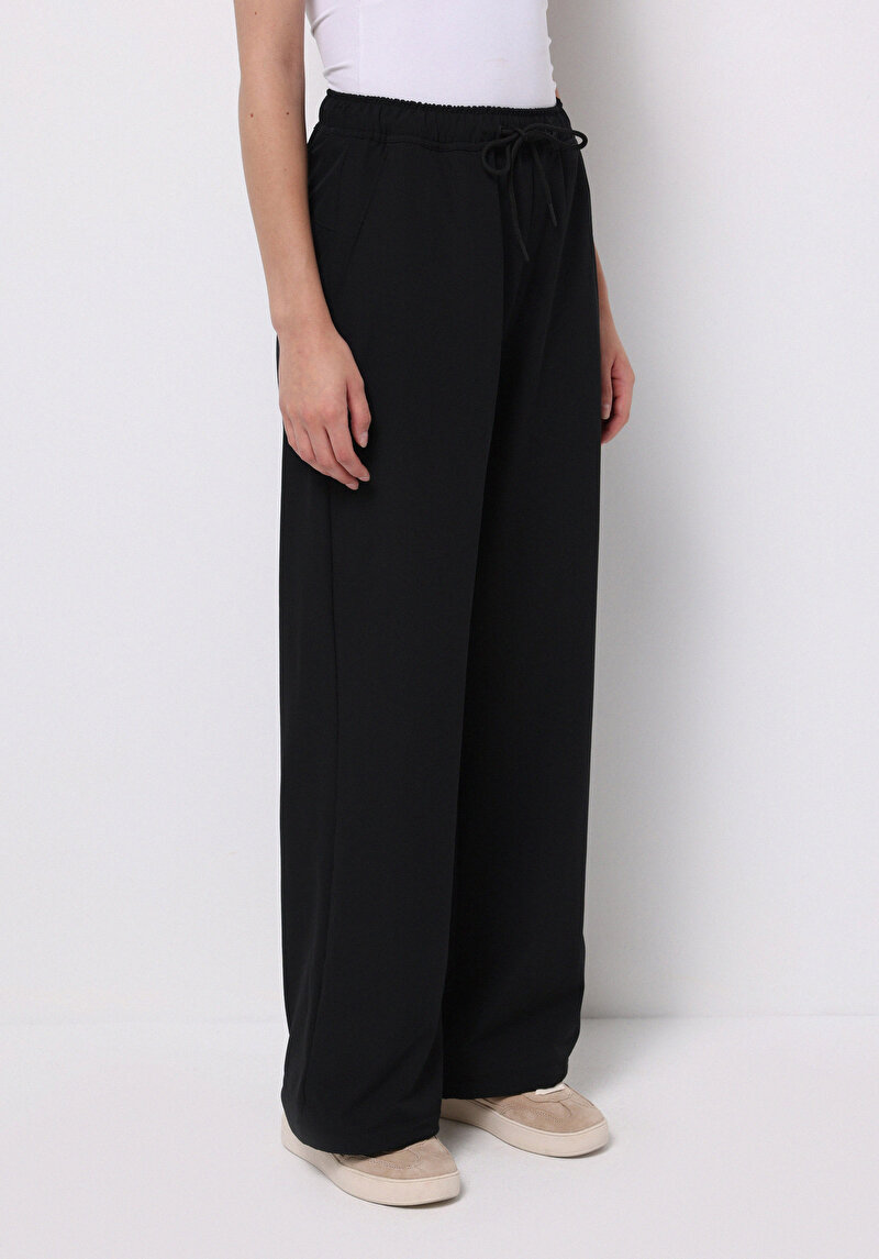 Regular Fit Düşük Bel Geniş Paça Kadın Siyah Pantolon