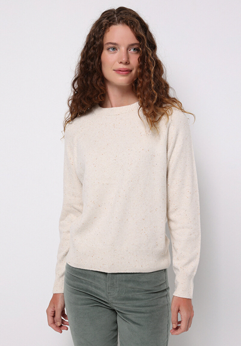Regular Fit Yuvarlak Yaka Düz Kadın Ekru Kazak