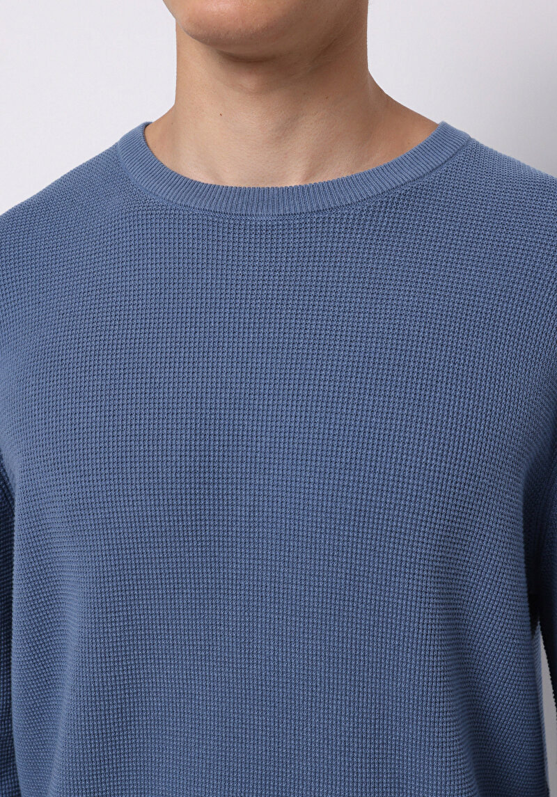 Regular Fit Yuvarlak Yaka Jakarlı Erkek Mavi Kazak