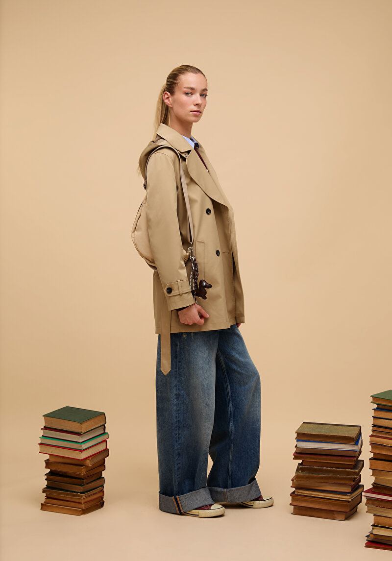 Regular Fit Kapüşonlu Düğmeli Astarlı Çıkarılabilir Kapüşonlu Kadın Bej Mont