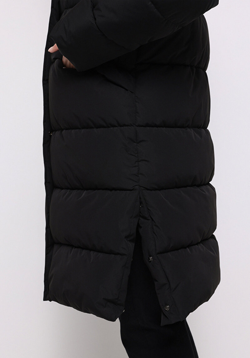 Regular Fit Kapüşonlu Fermuarlı Astarlı Suya Dayanıklı Kadın Siyah Kaban