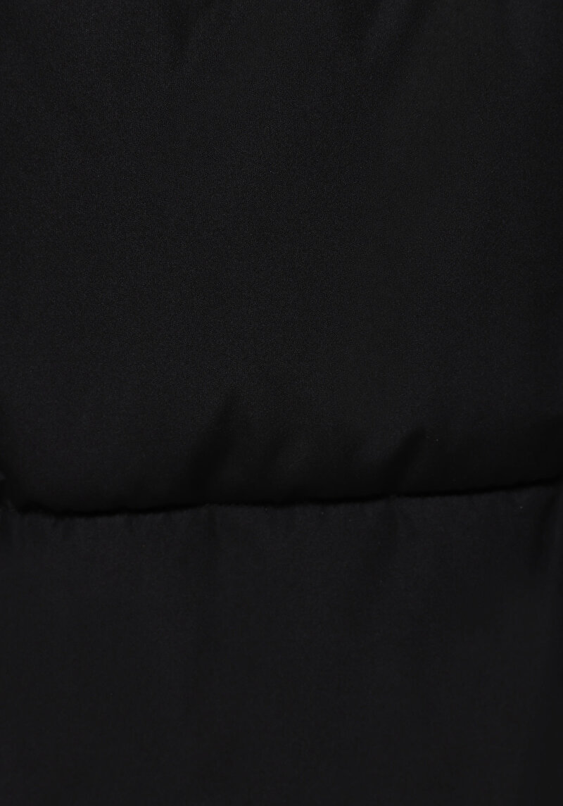 Regular Fit Kapüşonlu Fermuarlı Astarlı Suya Dayanıklı Kadın Siyah Kaban