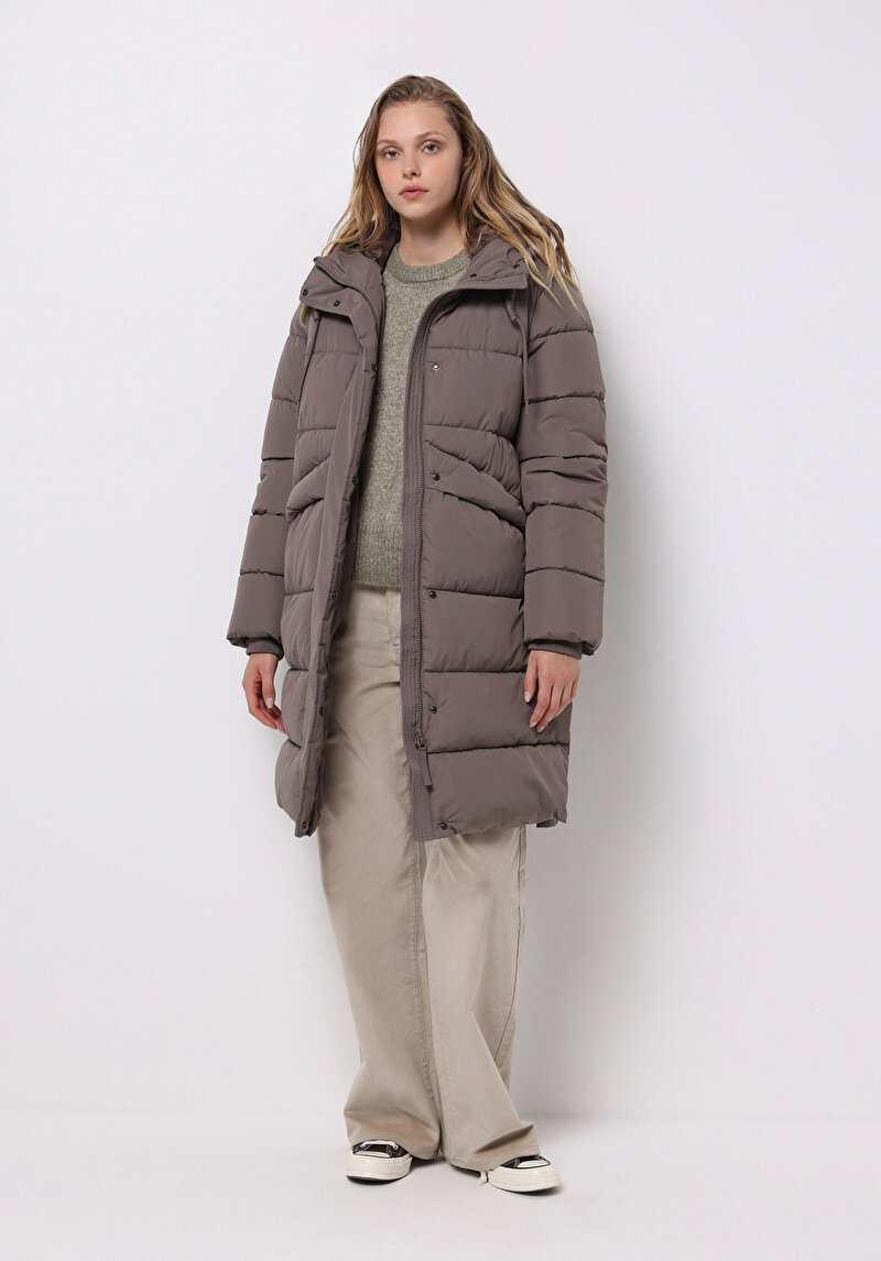 Regular Fit Kapüşonlu Fermuarlı Astarlı Suya Dayanıklı Kadın Kaban