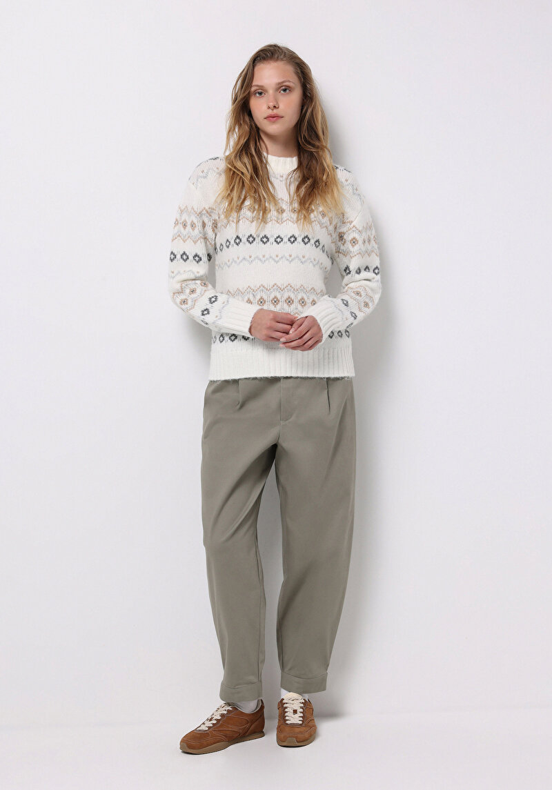 Regular Fit Yuvarlak Yaka Baskılı Kadın Çok Renkli Kazak