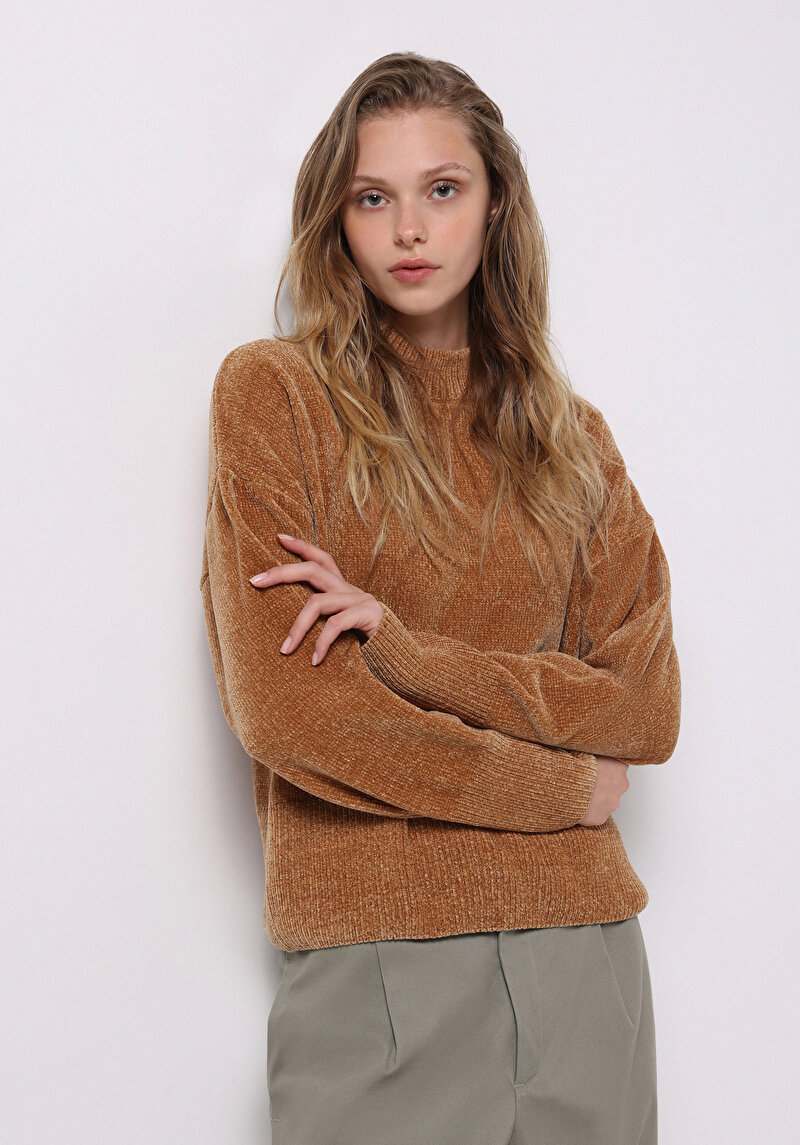 Regular Fit Yuvarlak Yaka Düz Kadın Bej Kazak