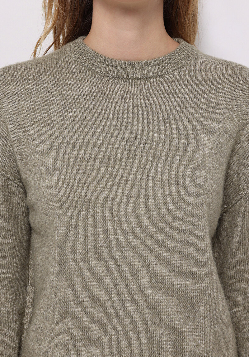 Regular Fit Yuvarlak Yaka Düz Kadın Yeşil Kazak