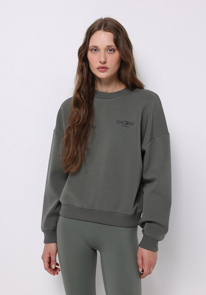 Regular Fit Yuvarlak Yaka Nakışlı Kadın Yeşil Sweatshirt