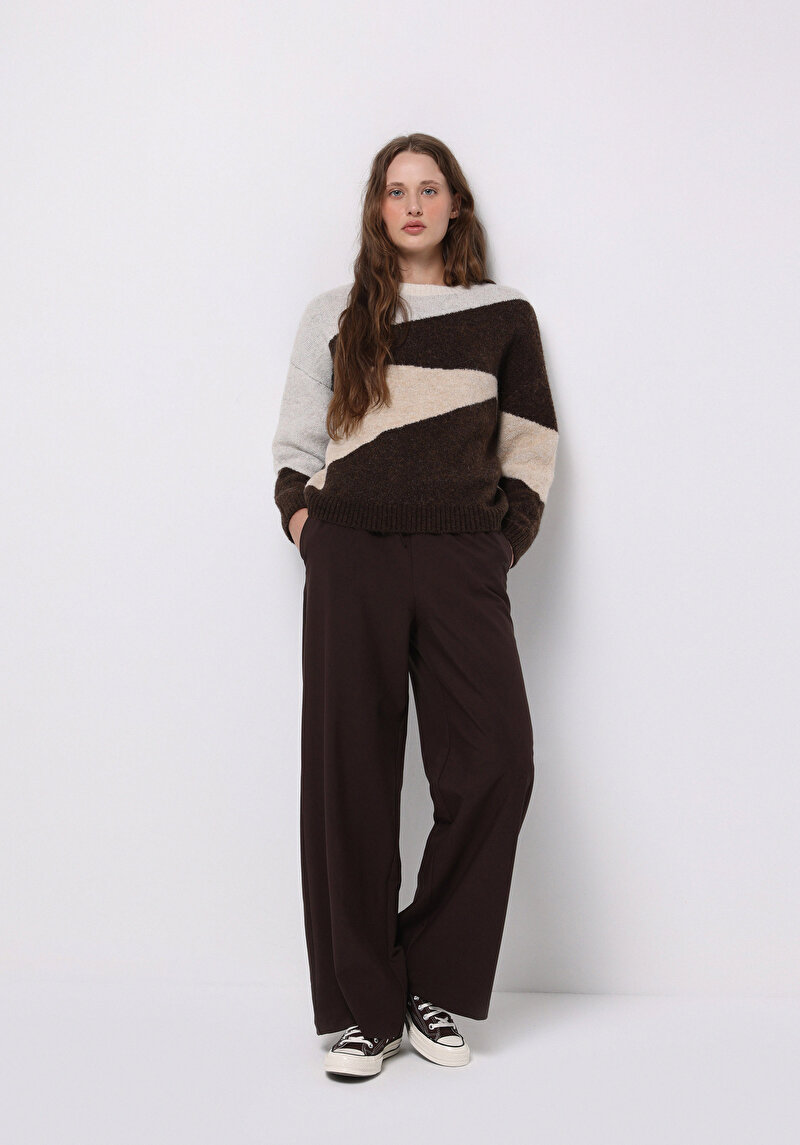 Regular Fit Yuvarlak Yaka Baskılı Kadın Çok Renkli Kazak