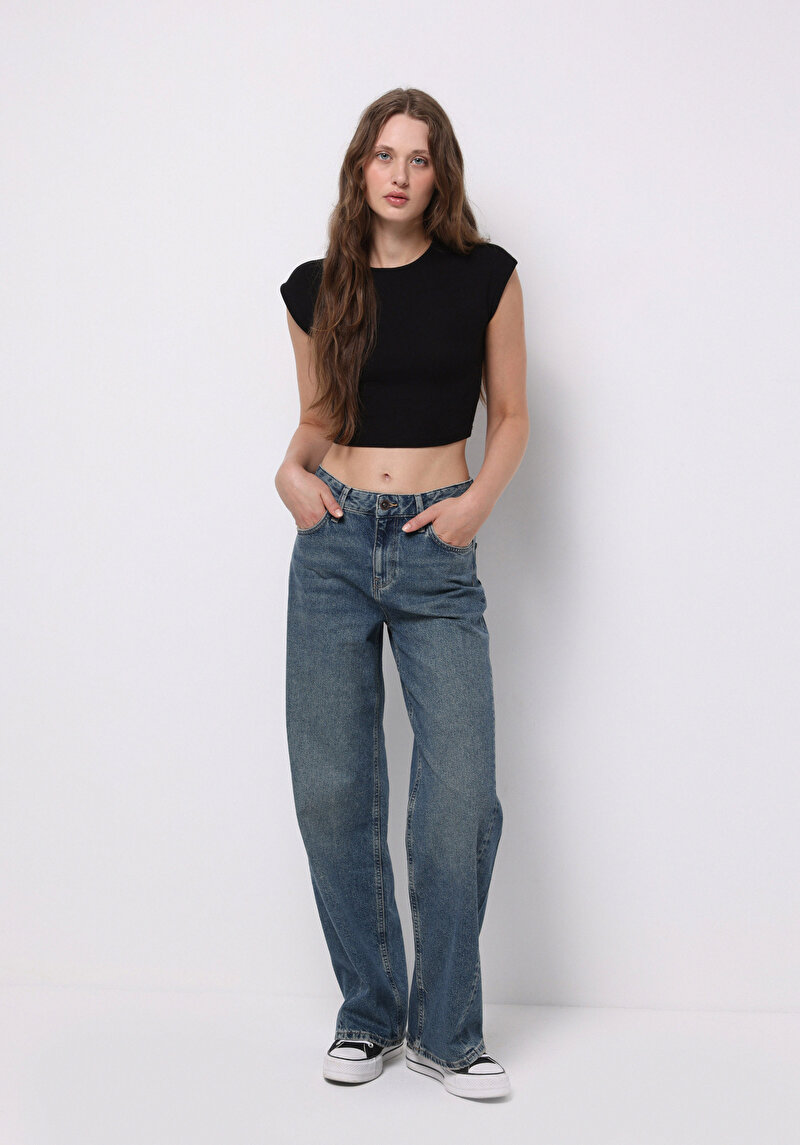 Regular Fit Yüksel Bel Geniş Paça Kadın Siyah Jean Pantolon