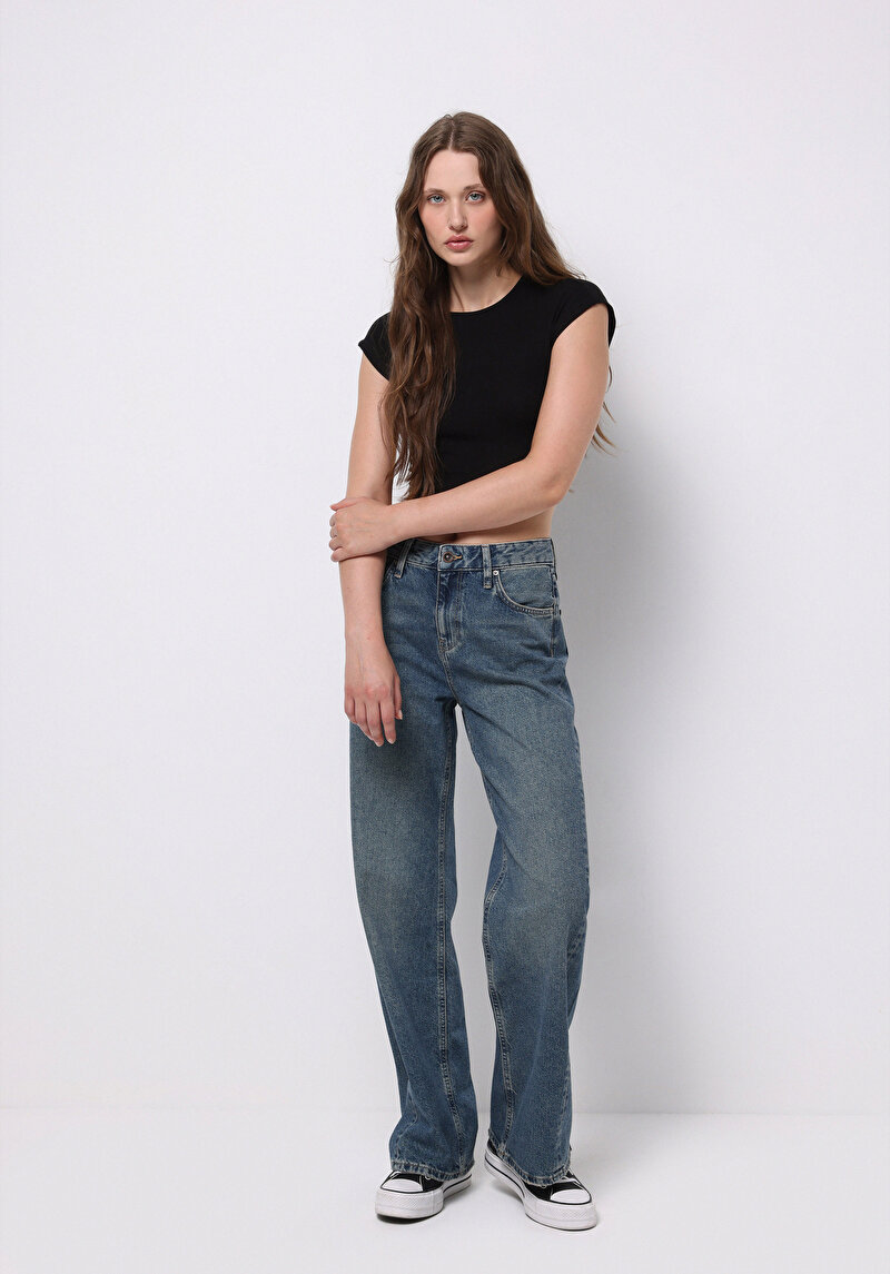 Regular Fit Yüksel Bel Geniş Paça Kadın Siyah Jean Pantolon