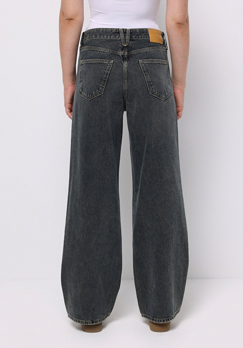 Regular Fit Yüksel Bel Geniş Paça Kadın Koyu İndigo Jean Pantolon