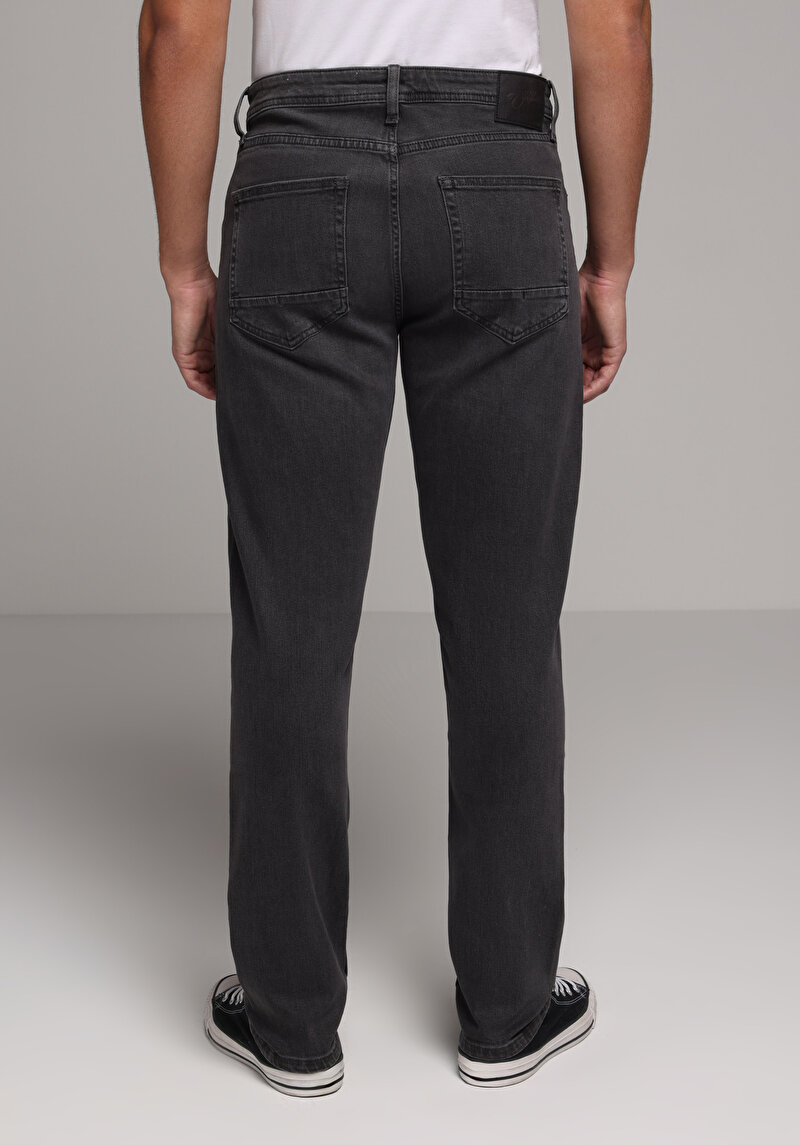Regular Fit Orta Bel Daralan Paça Erkek Siyah Jean Pantolon