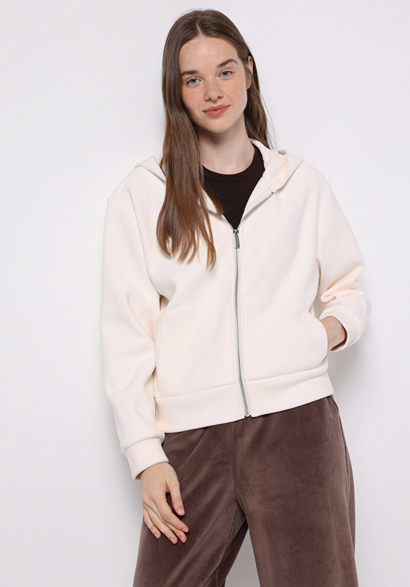 Regular Fit Kapüşonlu Düz Kadın Beyaz Sweatshirt