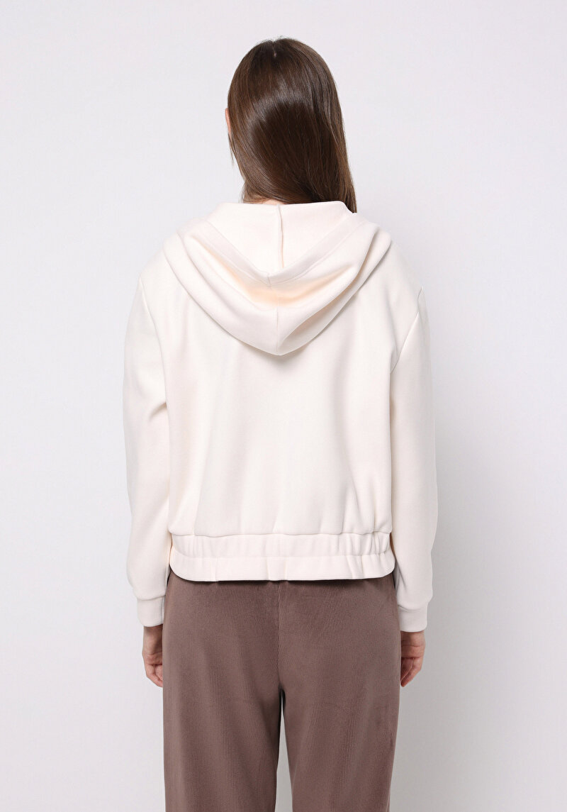 Regular Fit Kapüşonlu Düz Kadın Beyaz Sweatshirt