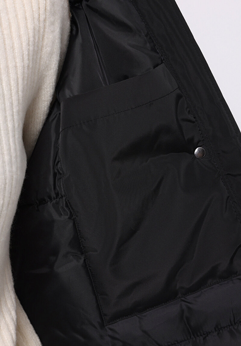 Regular Fit Kapüşonlu Fermuarlı Astarlı Suya Dayanıklı Kadın Siyah Kaban