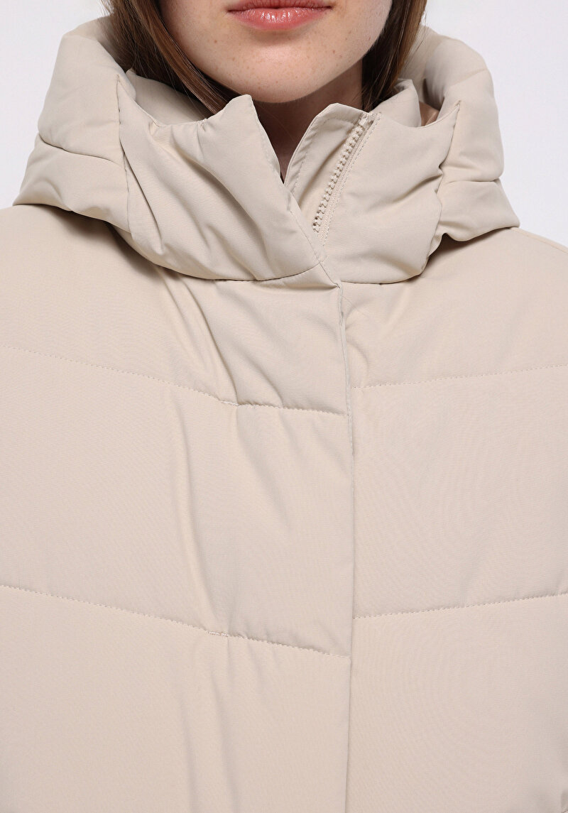 Regular Fit Kapüşonlu Fermuarlı Astarlı Suya Dayanıklı Kadın Ekru Kaban
