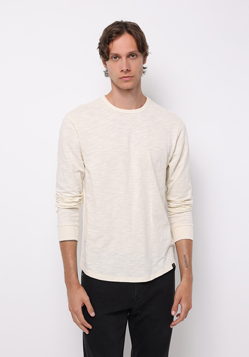 Regular Fit Yuvarlak Yaka Düz Erkek Ekru Uzun Kol Tişört