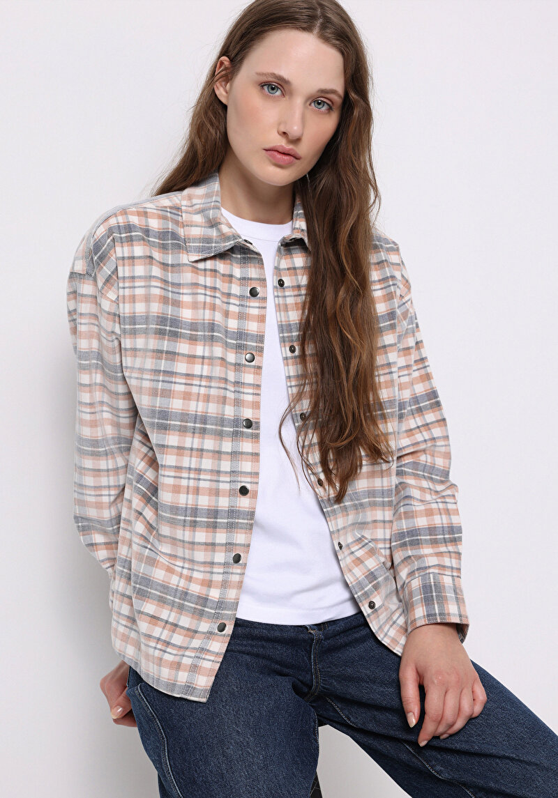 Regular Fit Shirt Neck Ekoseli Kadın Bej Uzun Kol Gömlek