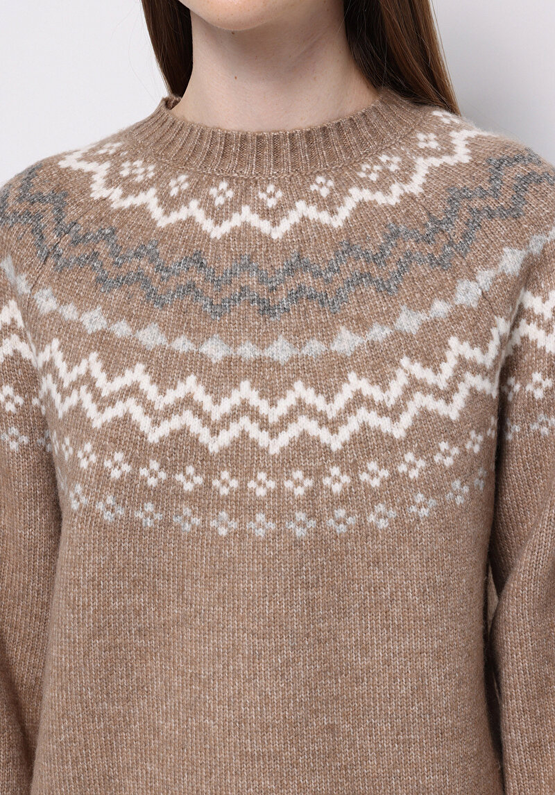 Regular Fit Turtle Neck Baskılı Kadın Bej Kazak
