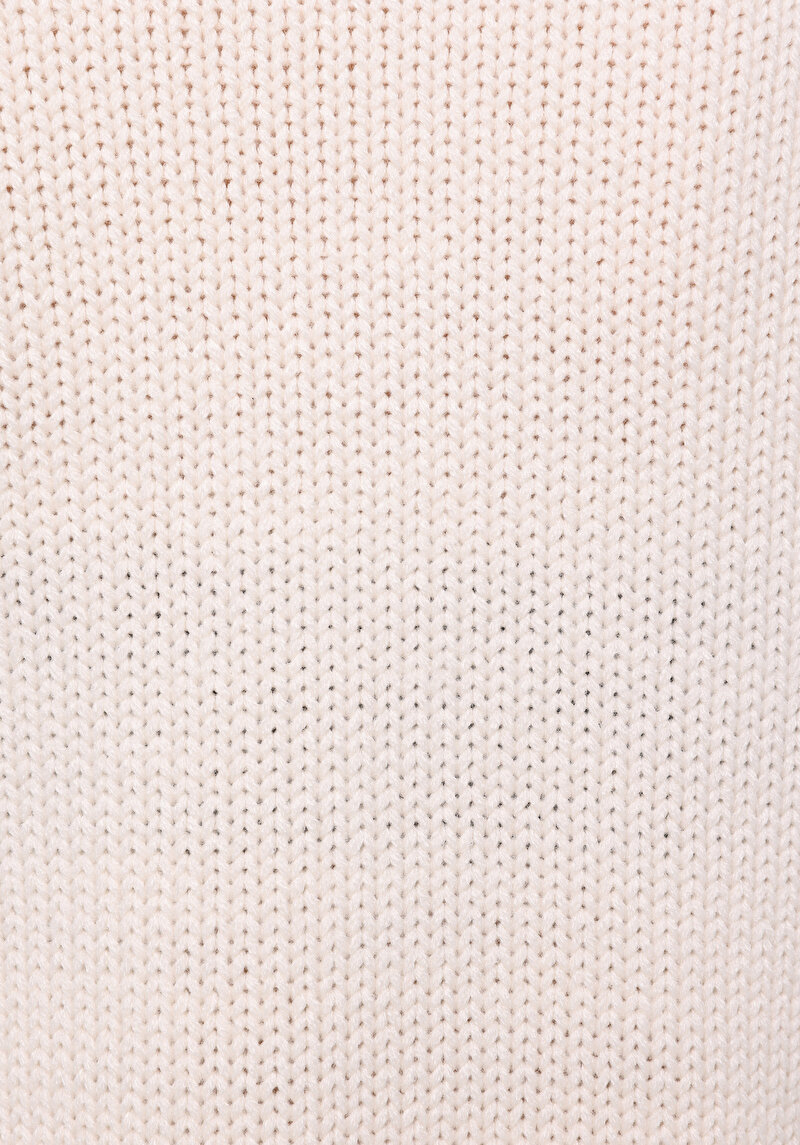 Regular Fit Dik Yaka Nakışlı Kadın Ekru Kazak