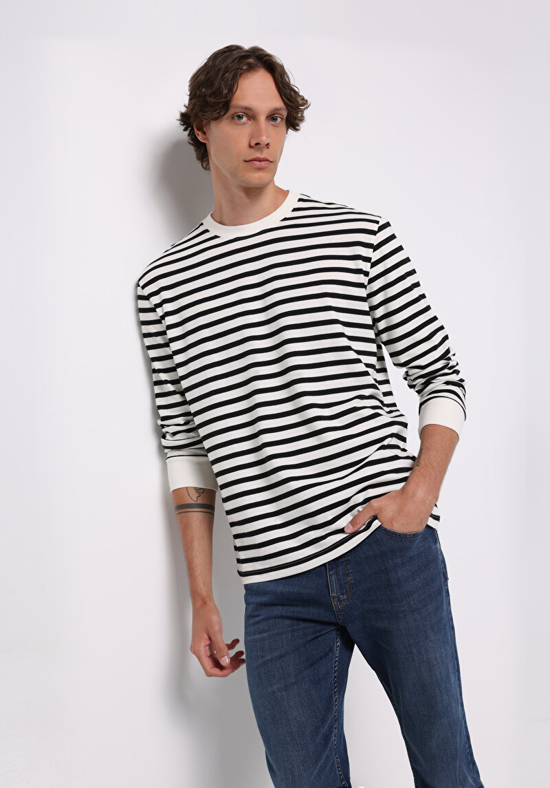 Comfort Fit Yuvarlak Yaka Çizgili Erkek Siyah Uzun Kol Tişört