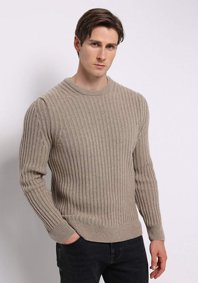Regular Fit Yuvarlak Yaka Jakarlı Erkek Bej Kazak
