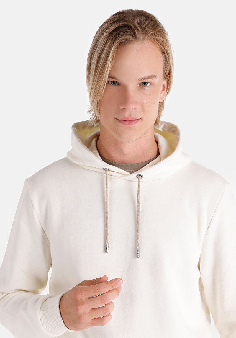 Regular Fit   Erkek Beyaz Sweatshirt