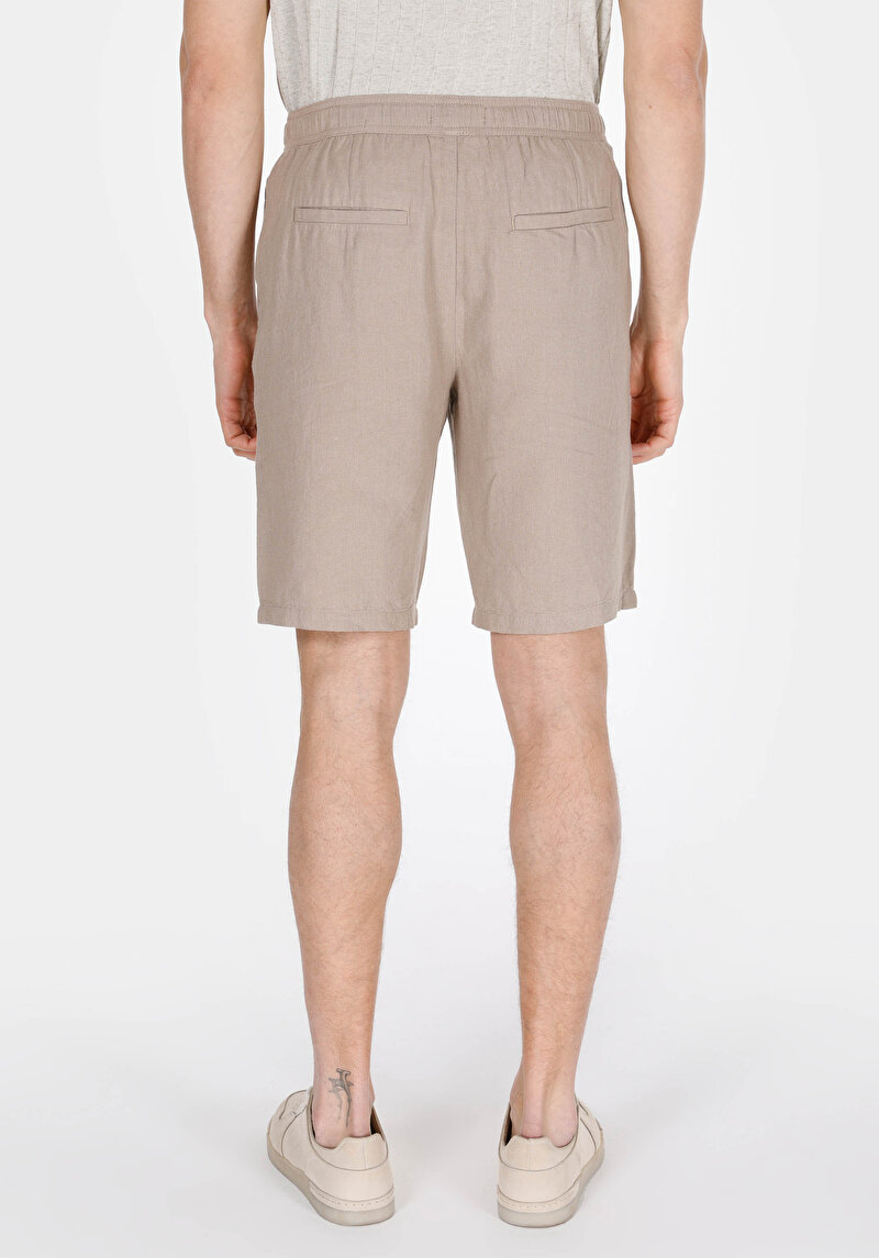 Regular Fit Orta Bel Düz Erkek Bej Şort